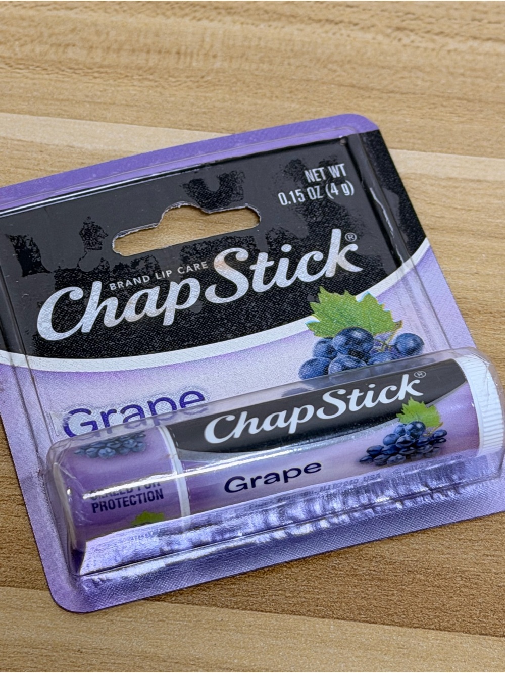 ChapStick Grape Flavor Scented Lip Balm Rare Discontinued New and Sealed